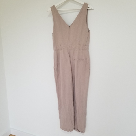🌸 SOLD - French Connection Linen Blend Jumpsuit Size M - Picture 8 of 10